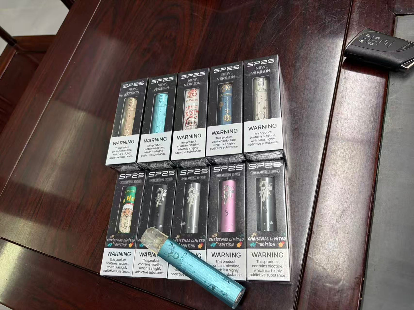 SP2S 聖誕限定款國際升級版主機｜一代通用｜Type-C 快充｜雙模式輸出｜LED 炫彩燈效｜高質感金屬機身-台灣現貨