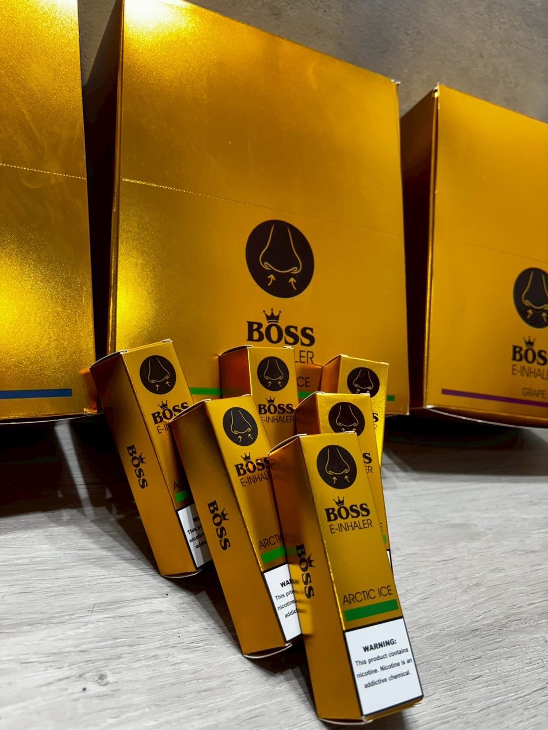 泰國 BOSS 金磚一次性鼻通｜BOSS Gold Brick 鼻吸棒｜清涼薄荷香氣隨身鼻通｜便攜式鼻吸器-VAKA糖果雲煙館